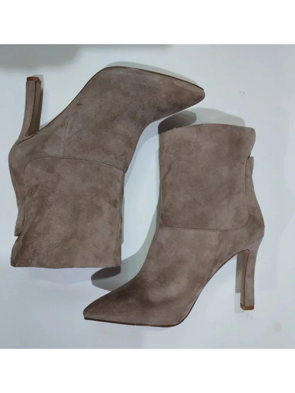 Boots Nine West Beige Suede Stiletto Size 7.5 Pull On 4 Inch Heels Never Worn - Picture 4 of 9